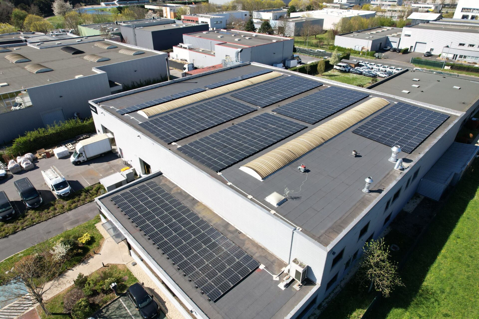 Infrastructures et Installations pour l'Énergie Renouvelable